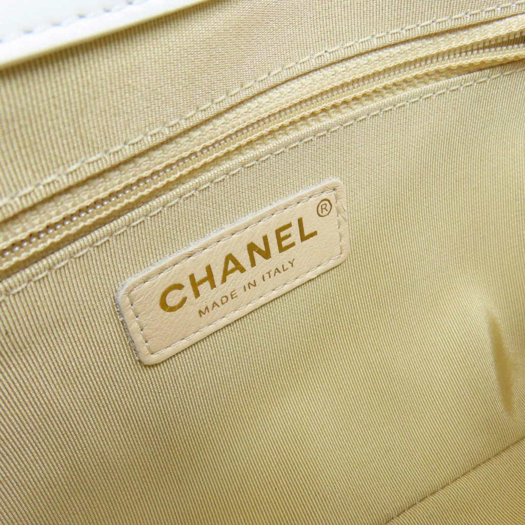 Pre-Owned Chanel Chain Shoulder Matelasse Bag Lambskin Ladies CHANEL (Good)