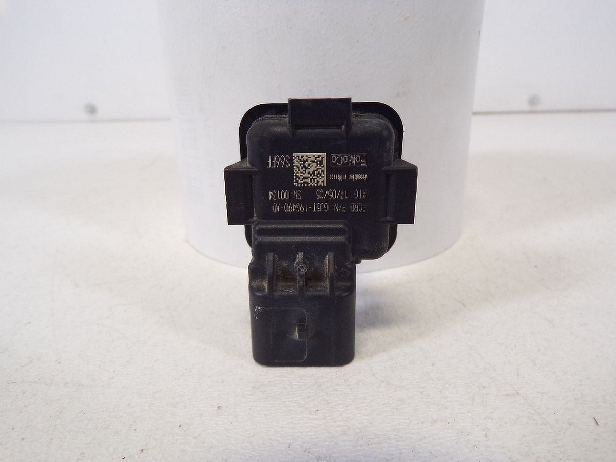 Pre-Owned 17-19 Ford Escape Rear View Backup Camera OEM LKQ (Good)