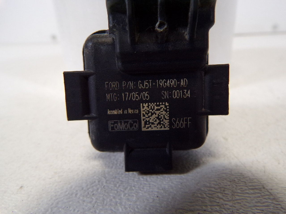 Pre-Owned 17-19 Ford Escape Rear View Backup Camera OEM LKQ (Good)